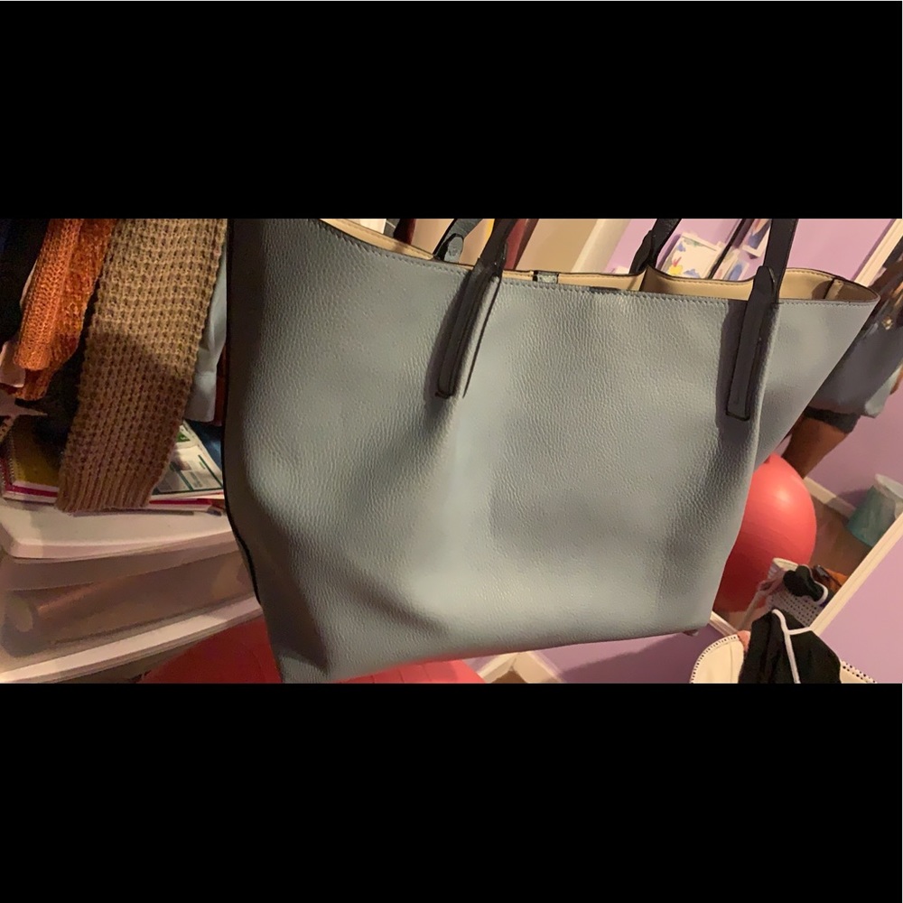Purse - Picture 2 of 2